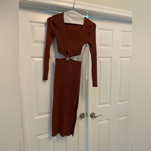 Brown house of Harlow dress, worn once. Perfect condition.